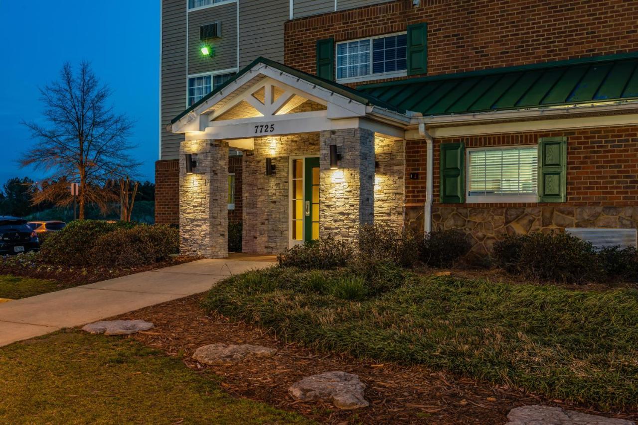 Hometowne Studios & Suites By Red Roof Charlotte - Concord Exterior photo